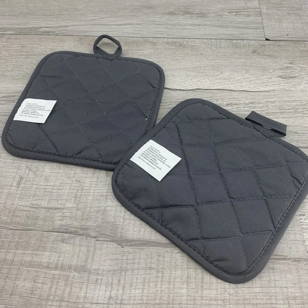 Set of 2 Same Printed Kitchen Pot Holders (7